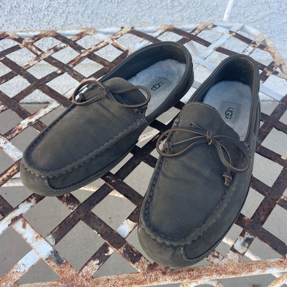 UGG Australia Men’s Chester Leather Loafers 👞 - Picture 5 of 11